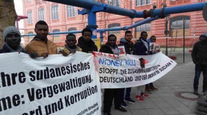 Mahnwache Ausw Amt 25-02-2015 (2)