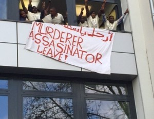 refugee strike_sudanese embassy_1